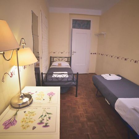Barcolana Lodge - Hostel Trieste Exteriör bild